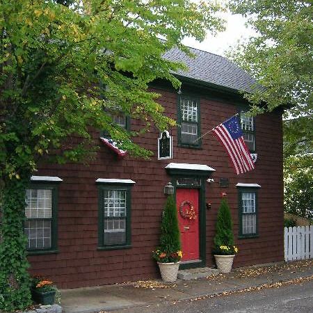 Melville House Newport Buitenkant foto