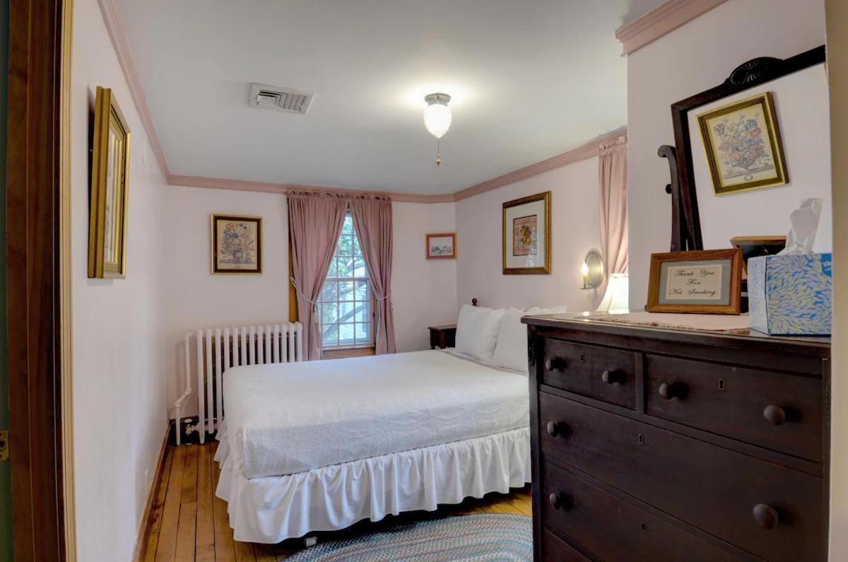 Melville House Newport Buitenkant foto
